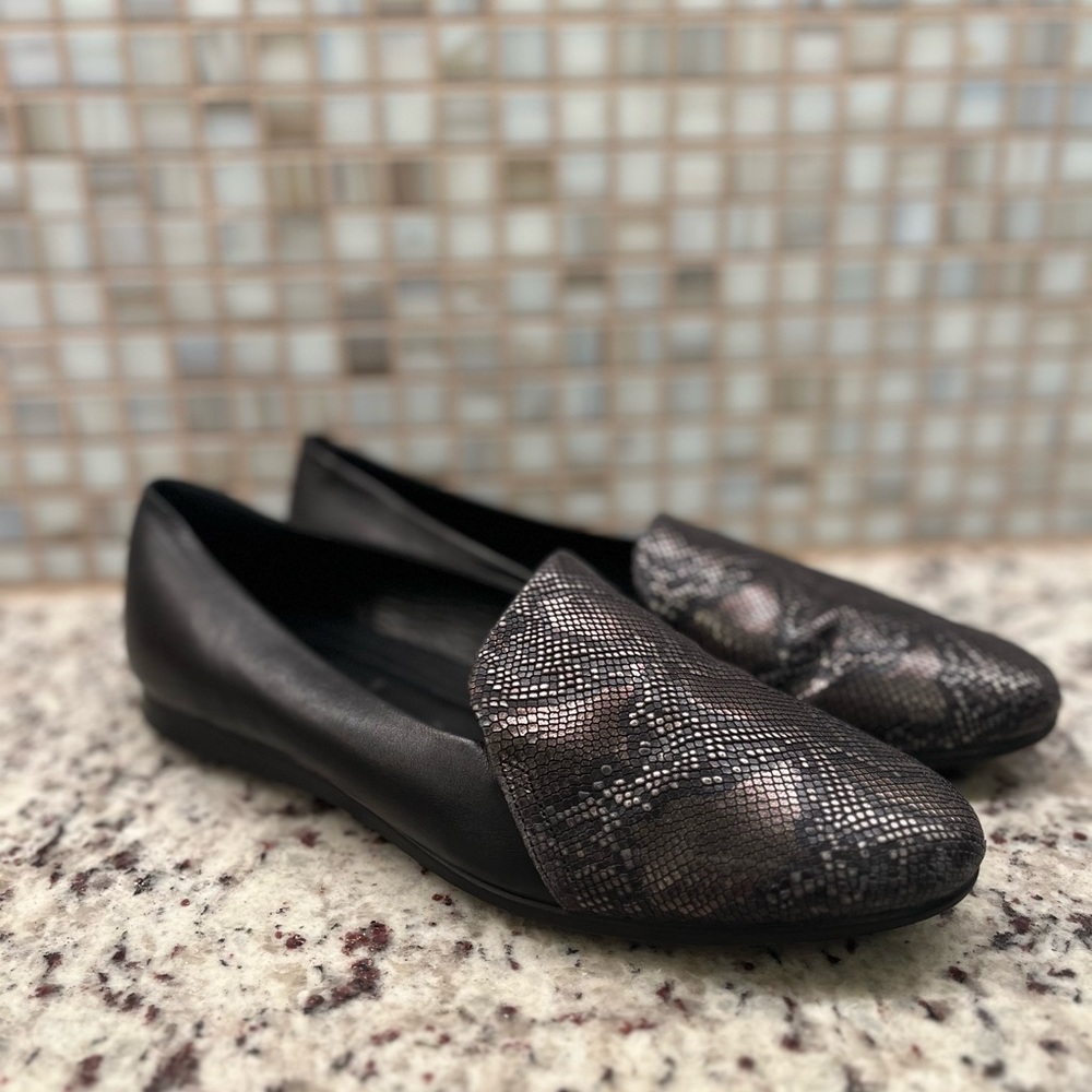 Ecco Women's Touch Size 8.5 US (39 EU) Flats Black Leather Snakeskin Ballet